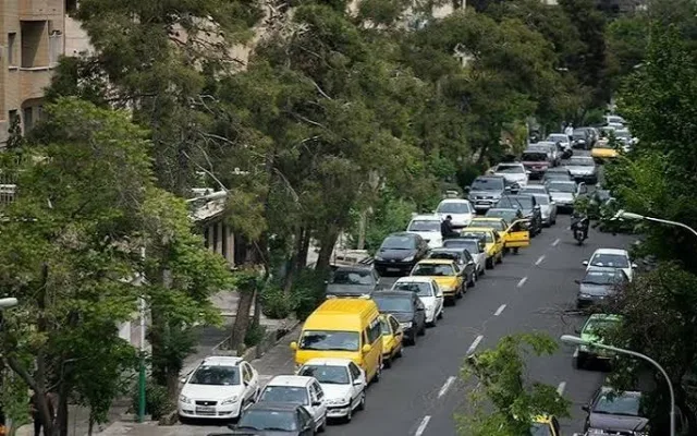 برداشت دهها هزارمیلیارد تومان از جیب مردم با بنزین