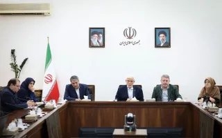 عارف: در بیان عملکرد دولت بی‌انصافی می‌شود/ ضرورت تبیین علمی گفتمان وفاق ملی
