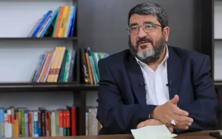 فواد ایزدی: نباید حتی یک قطره نفت از منطقه خارج شود