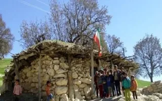 جمع‌آوری مدارس سنگی تا پایان سال/ بازسازی ۱۶ مدرسه آسیب‌دیده در جنگ تا مهر ۱۴۰۶