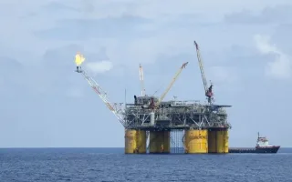 اقتصاد قطر در حال کاهش است