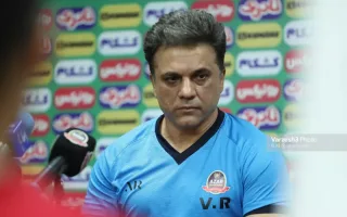 رضایی: هیچوقت جلوی هیچکس گردن کج نکردم