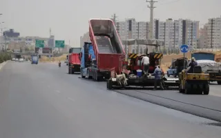 اجرای طرح ترمیم آسفالت در جاده‌های غربی استان اصفهان