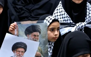 عزاداری هیاتهای دانشجویی در جوار محل شهادت رهبر شهید انقلاب اسلامی