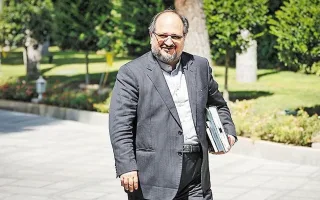 مرد چندمنظوره استقلال راهی دیدار حسن روحانی شد +عکس