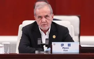 پزشکیان: اگر تهدید نظامی همزمان با مذاکره دنبال شود، چگونه می‌توان به حل‌وفصل مسالمت‌آمیز اختلافات رسید؟/ برابر یک انتخاب تاریخی قرار داریم