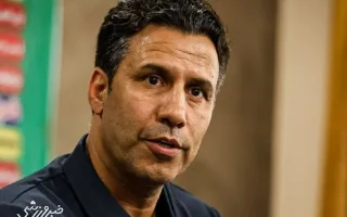 سرمربی پرسپولیس موفق به حضور در نشست خبری قبل از دربی نشد/ عذرخواهی تارتار به دلیل غیبت
