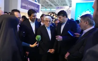 بازدید معاون اول رئیس‌جمهور از نمایشگاه الکامپ