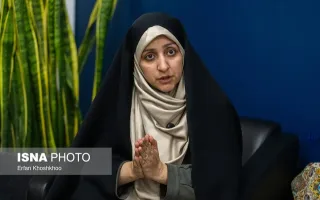 بهروزآذر: سهم زنان در مدیریت شرکت‌های دانش‌بنیان باید به ۳۰ درصد افزایش یابد