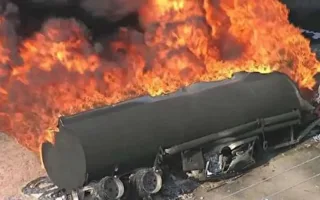 فاجعه‌ای تاسف‌بار در ورودی سنندج؛ منفجر شدن تانکر سوخت و فوت ۱۲ نفر
