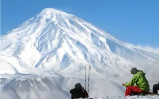 چگونه تیراندازی جنجالی در قله دماوند رخ داد؟