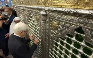 معاون اول رئیس‌جمهور حرم مطهر حضرت معصومه (س) را زیارت کرد