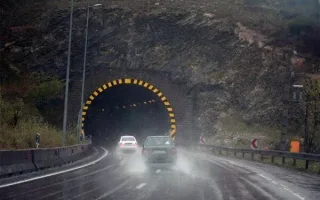 جاده چالوس و آزادراه تهران ـ شمال از ساعت ۱۷ به علت وضعیت نامناسب جوی بسته خواهند شد