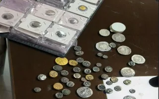 کشف ۱۴۹ سکه تاریخی در شیراز