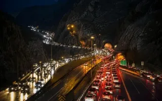 ترافیک نسبتاً سنگین در جاده‌های ارتباطی شمال و حومه تهران