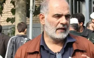 ادعای الله‌کرم: شعام فرمانده نیروی دریایی را توبیخ کرده بود/ در روزهای تشییع رهبر شهید، آمریکا به دنبال عبور دادن کشتی‌هایی در تنگه هرمز بود که...