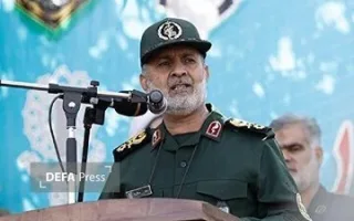مصاحبه یک خلبان آمریکایی درباره خروج از ایران، به روایت سردار سنایی‌راد؛ آن‌قدر شبیه صحنه‌های فیلم «نجات سرباز رایان» بود که انگار بوی تبلیغ می‌داد!