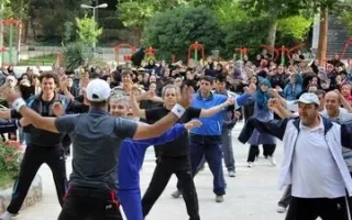 اخذ تعهد از مقامات ورزشی رباط‌کریم بابت برگزاری ورزش مختلط در پارک فضای باز / ماجرا به نقل از ستاد امربه معروف و نهی از منکر استان تهران