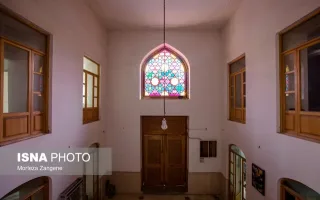 «شهریه‌» چندصد میلیونی برای یک نیمکت!