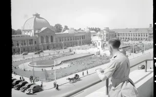 سفر در زمان؛ عکسی کم‌تر دیده شده از میدان توپخانه تهران در دوران پهلوی