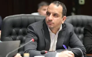 عضو هیئت‌رئیسه کمیسیون انرژی: واشنگتن قمار کرد، مردم جهان تاوان دادند/ کاخ سفید نمی‌تواند واقعیت میدانی تنگه هرمز را پنهان کند