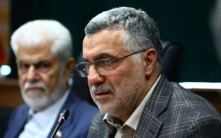وزیر بهداشت: برای پوشش افزایش قیمت دارو، اعتبار لازم به بیمه‌ها اختصاص خواهد یافت