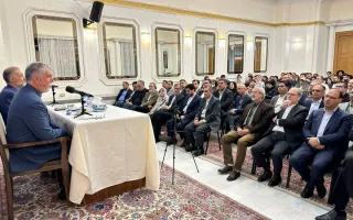 تأکید صالحی بر ترسیم نقشه راه مناسبات فرهنگی با روسیه/ هنرمندان، سفرای ملت هستند