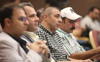 واکنش مدیر تراکتور به نقدهای پیشکسوتان استقلال: دستوری که زنوزی صادر کرده، همان دستور پیشین است!