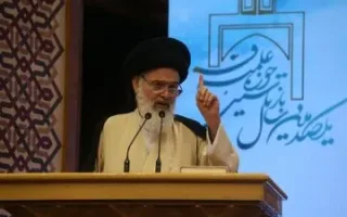 امام جمعه قم: صرف وجود کالا در فروشگاه‌ و سوپرمارکت‌ها به معنای تأمین نیاز جامعه نیست/ مردم عراق به خروج نیروهای ایرانی و انحلال حشد شعبی اعتنا نکنند