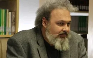 انقلابی‌های ذوب شده در احمدی نژاد!