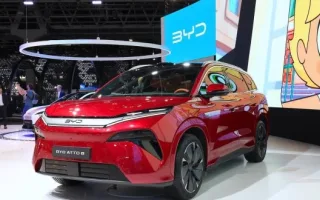 بی‌وای‌دی آتو 8 به‌عنوان شاسی‌بلند برقی هفت‌نفره با قدرت ۷۶۴ اسب‌بخار و امکان شارژ در ۹ دقیقه رونمایی شد