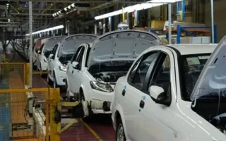 تحولات چشمگیر در صنعت اتومبیل؛ ۱۲۲ استاندارد الزامی جدید در پیش است