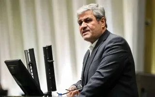 تاجگردون به نماینده‌ای می‌گوید: من قیمتی ندارم، قیمتی که تو داری چقدر است؟/ جلسه مجلس برای کسانی است که فقط از ۱۰ صبح تا ۱۰:۳۰ نطق تخریبی می‌کنند