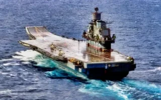 ناو هواپیمابر آدمیرال کوزنتسوف روسیه پس از ۹ سال تلاش برای تعمیر و ۱ میلیارد دلار هزینه، اوراق می‌شود