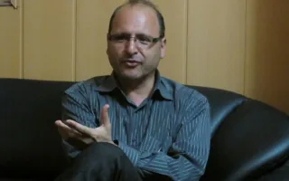 عضو کمیسیون امنیت ملی مجلس: پاکستان نمی‌تواند برای مدت طولانی از مبادلات با ایران فاصله بگیرد/ نفت ۱۱۵ دلاری ترامپ را وادار به مذاکره می‌کند