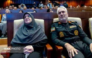 سردار رضا رستگار، فرمانده یگان حفاظت سازمان محیط زیست و فاطمه مهاجرانی، سخنگوی دولت در مراسم گرامیداشت روز محیط‌بان
