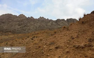 وسعت و ناهمواری ارتفاعات کن و سولقان، گشت‌زنی در این منطقه را به مأموریتی مستمر تبدیل کرده است. محیط‌بانان در فصل‌های مختلف، از گرمای تابستان تا سرمای زمستان، مسیرهای کوهستانی را بارها طی می‌کنند تا بخش‌های مختلف منطقه از چرخه پایش و سرکشی خارج نشود.