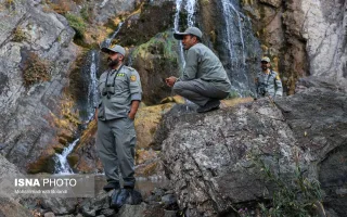 حفاظت از زیستگاه‌های کوهستانی کن و سولقان در تمام فصل‌های سال ادامه دارد. محیط‌بانان در شرایط مختلف آب‌وهوایی، از سرمای ارتفاعات تا گرمای روزهای آفتابی، مأموریت‌های نظارتی خود را برای جلوگیری از آسیب به طبیعت انجام می‌دهند.